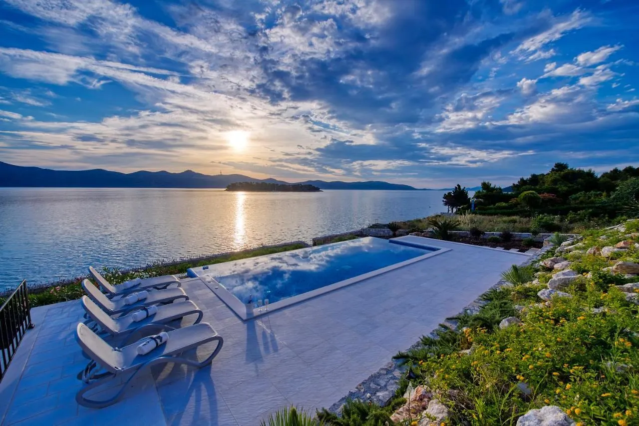 Villas Anita Veli Iž